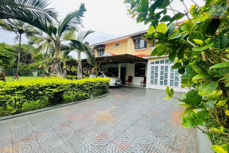 Pointe aux Canonniers - grande villa familiale avec jardin