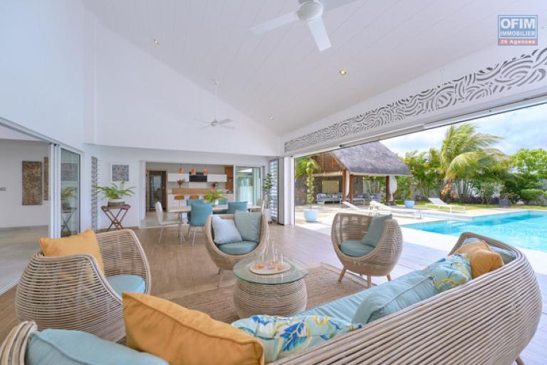 A vendre villa dans une résidence de prestige accessible aux étrangers. A deux minutes du centre de Grand Baie.