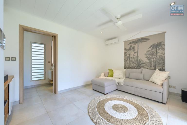 A vendre villa dans une résidence de prestige accessible aux étrangers. A deux minutes du centre de Grand Baie.