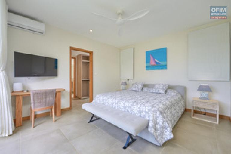Accessible aux étrangers Maison / Villa GRAND BAIE - PEREYBERE - POINTE AUX CANONNIERS – photo 6 sur 12