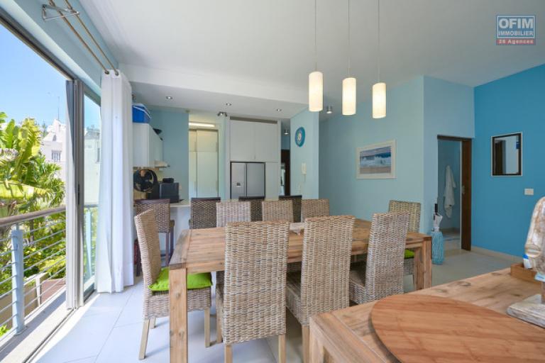 A vendre magnifique appartement de 3 chambres en suite accessible aux étrangers à Bain Bœuf.