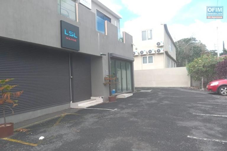 Rivi&egrave;re Noire &ndash;  Bureaux &agrave; louer