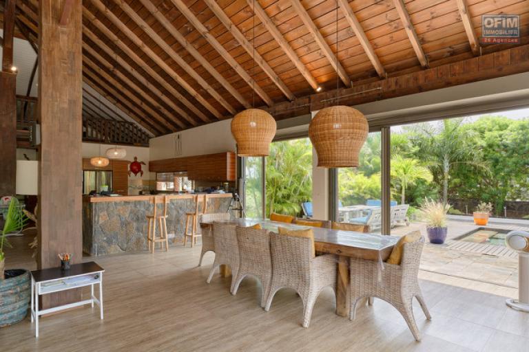 A vendre magnifique villa dans une residence accessible aux etrangers &agrave; Pereybere.