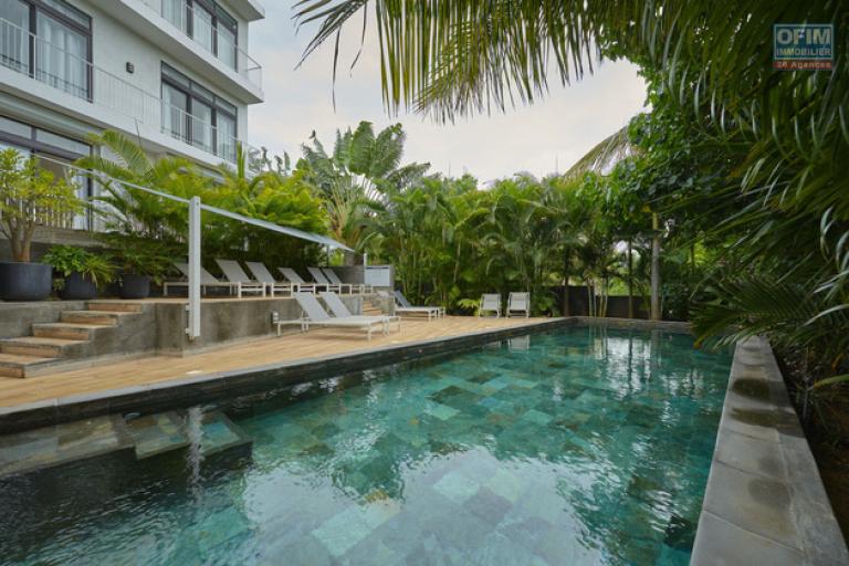 For sale: ground floor apartment in Pointe Aux Canonniers, accessible to foreigners.