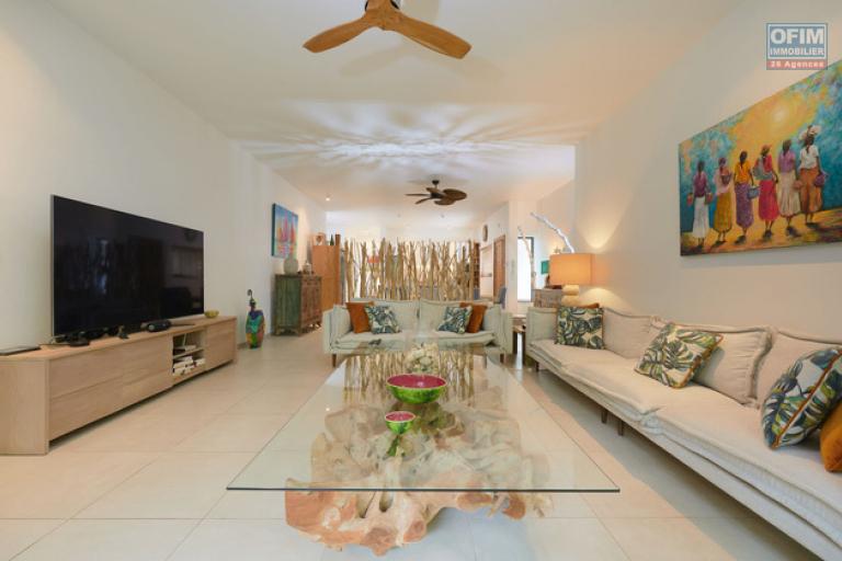 A vendre appartement en rez de jardin &agrave; Pointe Aux Canonniers accessible aux etrangers.