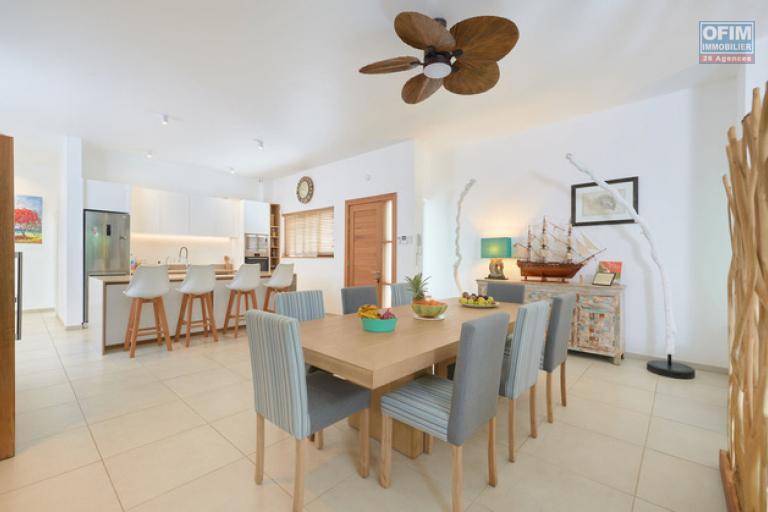 A vendre appartement en rez de jardin &agrave; Pointe Aux Canonniers accessible aux etrangers.