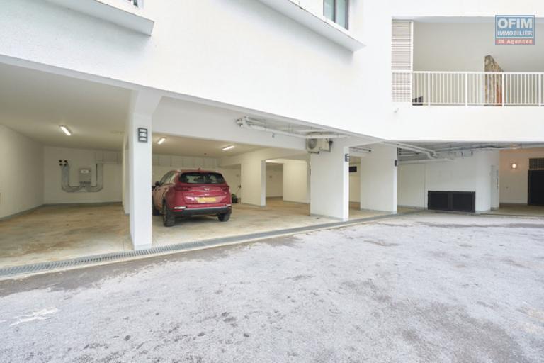 A vendre appartement en rez de jardin &agrave; Pointe Aux Canonniers accessible aux etrangers.