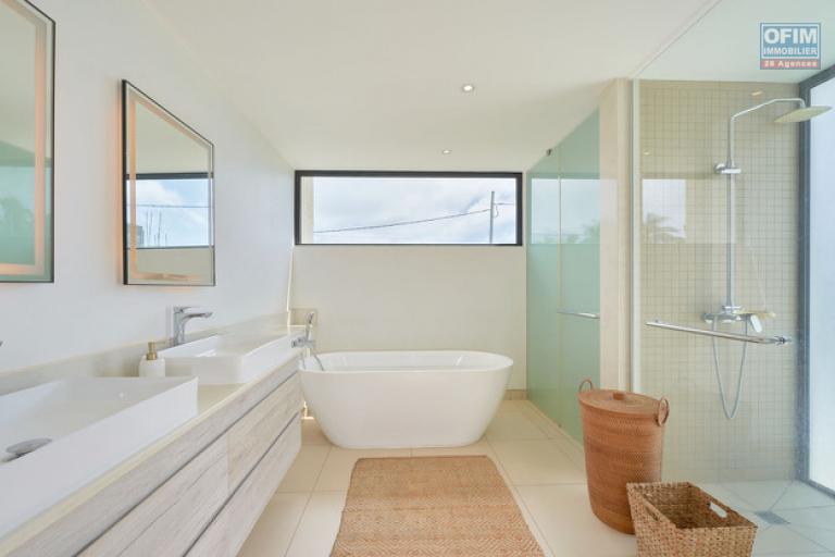 A vendre magnifique villa de 4 chambres en suite accessible aux etrangers à Pereybere.