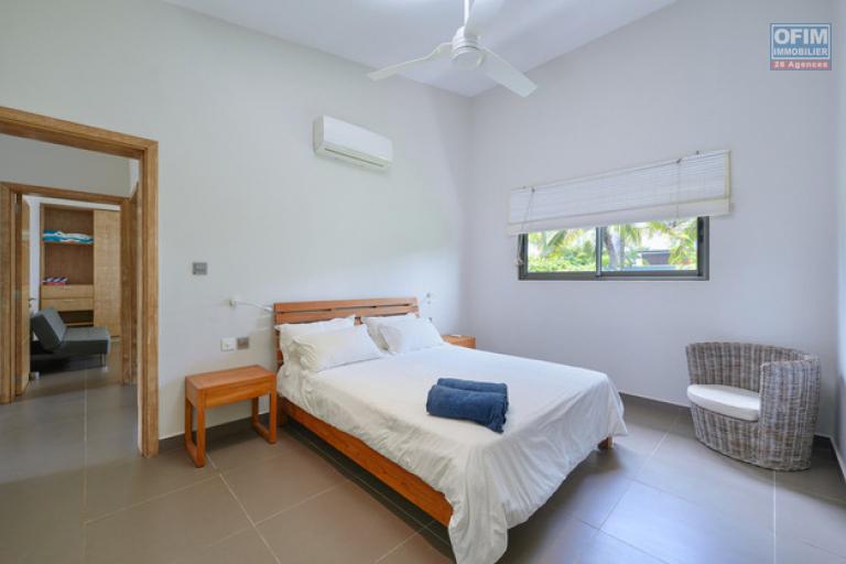 A vendre villa 3 chambres accessible aux etrangers emplacement idéal à La Salette, Grand Baie.