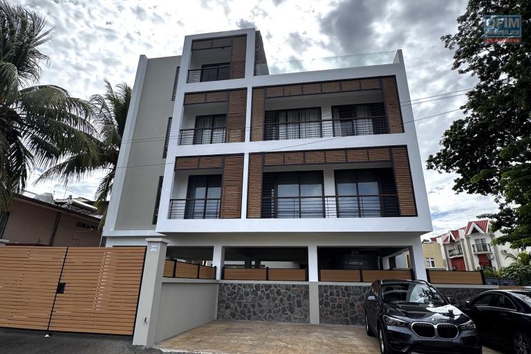 Superb luxury 3-bedroom apartment for rent in Flic en Flac – 2 minutes from the beach