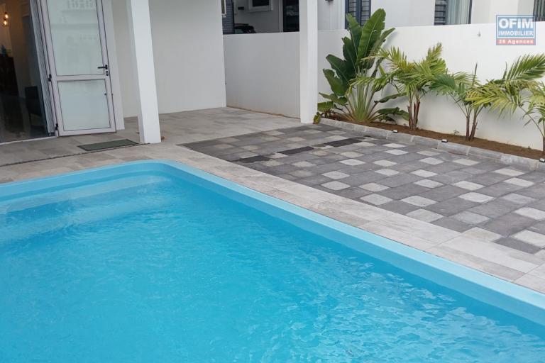 ALOUER : centre Grand Baie, villa neuve, 3 chambres en suite. Emplacement pretium