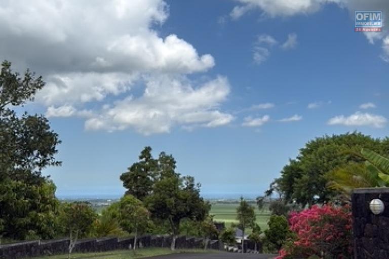 A vendre magnifique villa de 3 chambres &agrave; Mont Piton 1.