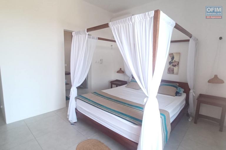 Tamarin – À vendre, villa récente 3 chambres avec piscine et vue dégagée