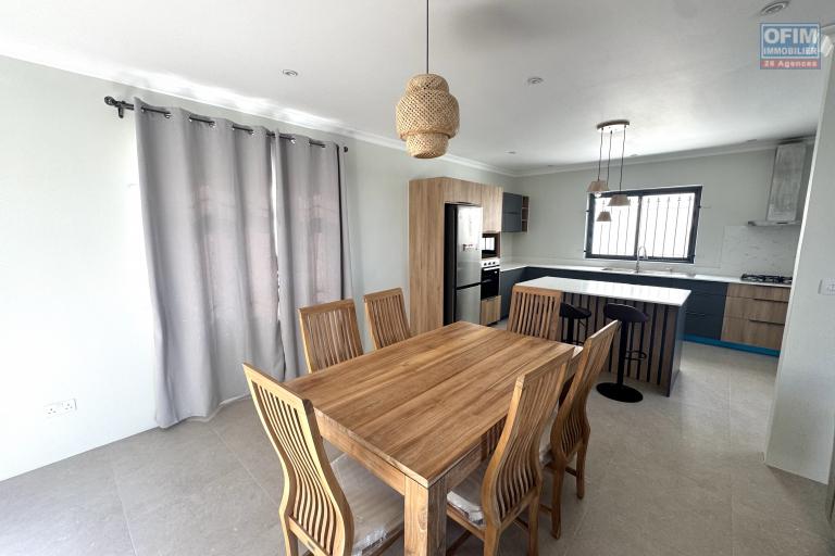 Flic-en-Flac &ndash; &Agrave; louer : Villa neuve 4 chambres avec piscine