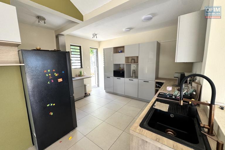 Rivi&egrave;re Noire, &Icirc;le Maurice &ndash; Villa 3 chambres &agrave; vendre avec vue imprenable et grand terrain
