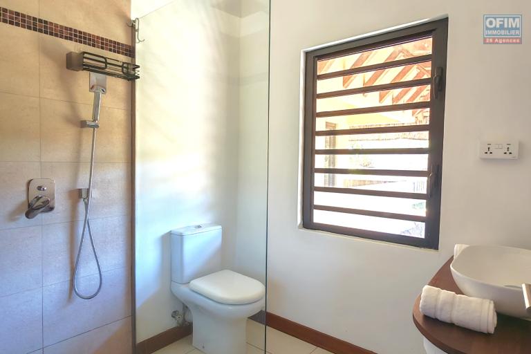&Icirc;le Maurice &ndash; Rivi&egrave;re Noire : En vente villa de standing accessible aux &eacute;trangers avec piscine priv&eacute;e