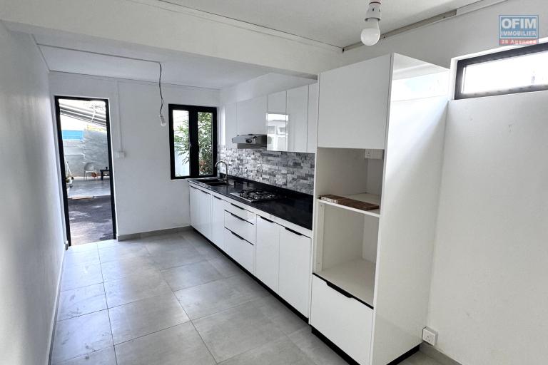 Maison r&eacute;nov&eacute;e &agrave; louer &agrave; Sodnac Ile Maurice&ndash; 3 chambres, cadre id&eacute;al