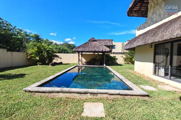 &Icirc;le Maurice &ndash; Rivi&egrave;re Noire : En vente villa de standing accessible aux &eacute;trangers avec piscine priv&eacute;e