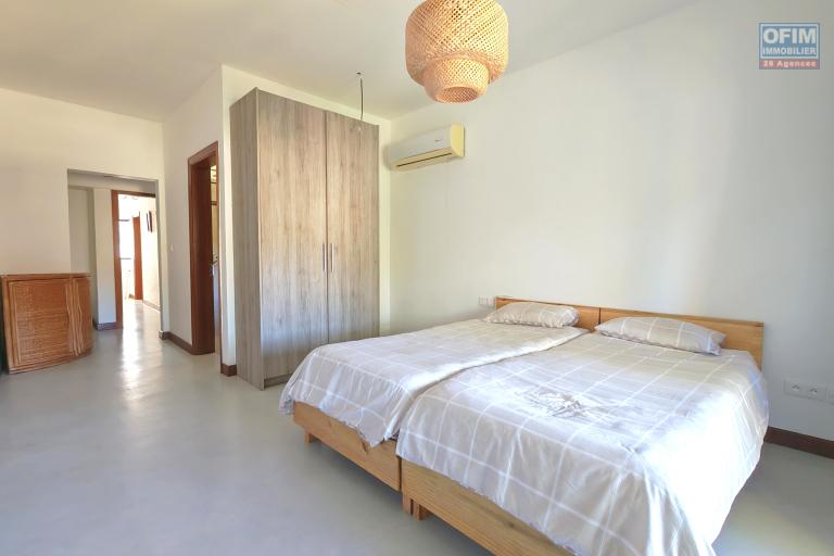&Icirc;le Maurice &ndash; Rivi&egrave;re Noire : En vente villa de standing accessible aux &eacute;trangers avec piscine priv&eacute;e