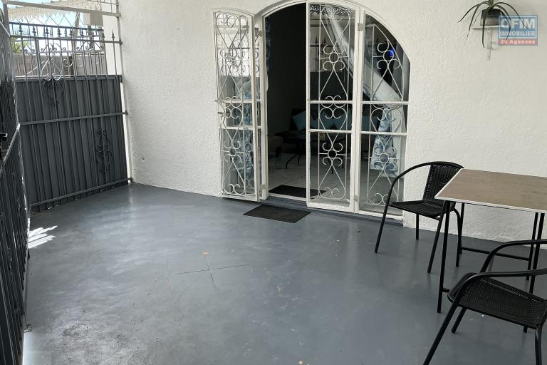 &Agrave; VENDRE &ndash; Duplex 3 chambres &agrave; Pereyb&egrave;re dans r&eacute;sidence s&eacute;curis&eacute;e avec piscine / &Icirc;le Maurice