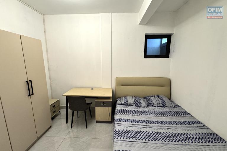Albion  Appartement 2 chambres avec piscine, en rez-de-chauss&eacute;e, au calme
