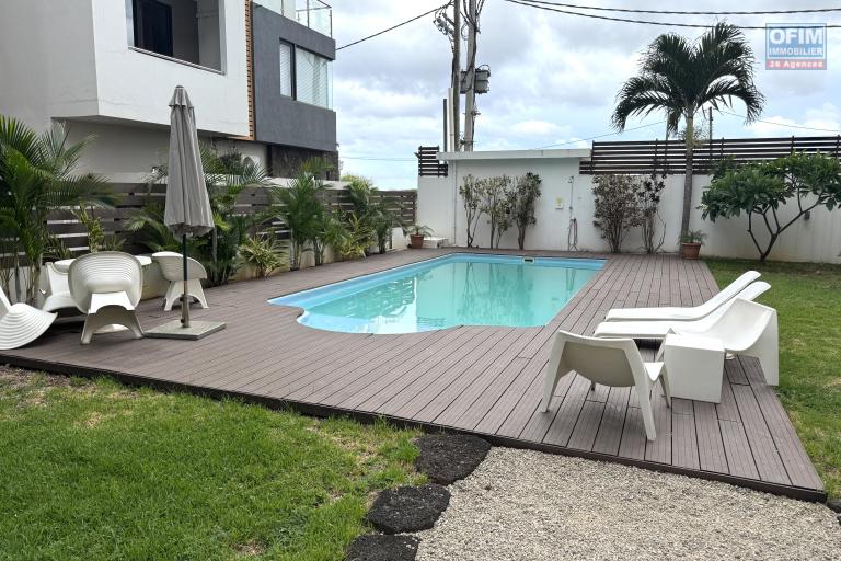 Flic en Flac Superbe Appartement Meubl&eacute; &agrave; Vendre dans une R&eacute;sidence S&eacute;curis&eacute;e avec Piscine