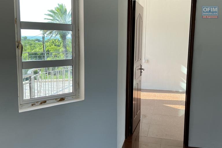 À vendre – Bel appartement avec vue mer à Grand Gaube