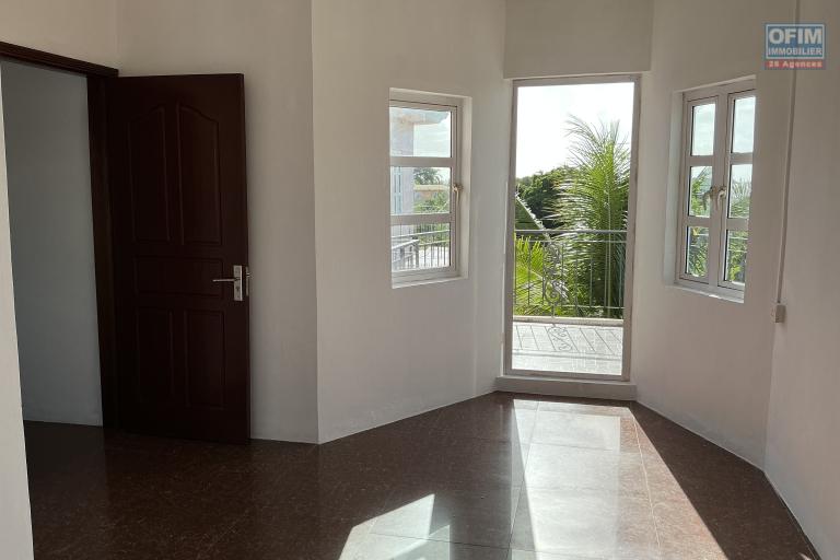 À vendre – Bel appartement avec vue mer à Grand Gaube