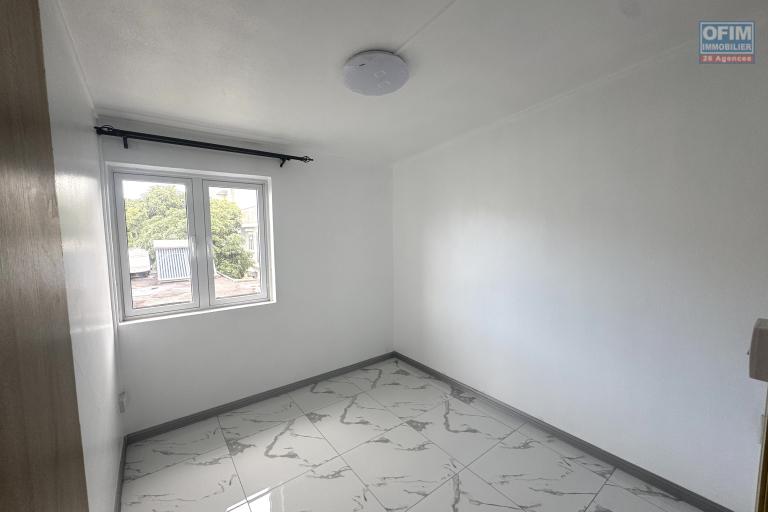 Sodnac Ile Maurice – À louer maison non meublée entièrement rénovée, située dans un quartier résidentiel et calme.