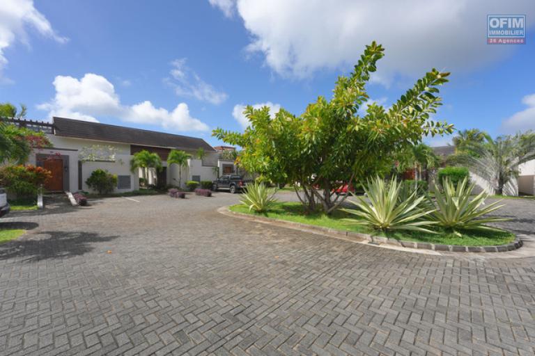 For sale: magnificent villa in a residence accessible to foreigners in Grand Baie, La Salette.