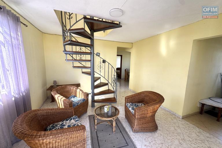 Flic-en-Flac Ile Maurice &ndash; Appartement 3 Chambres avec Garage et Vue Oc&eacute;an