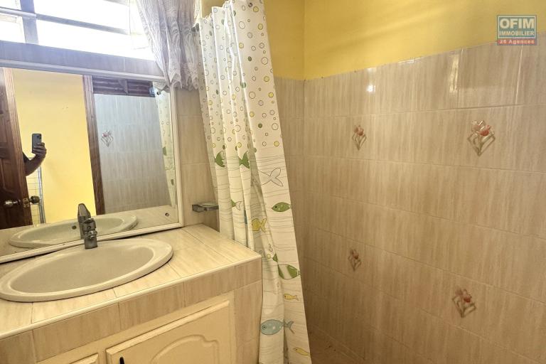 Flic-en-Flac Ile Maurice &ndash; Appartement 3 Chambres avec Garage et Vue Oc&eacute;an