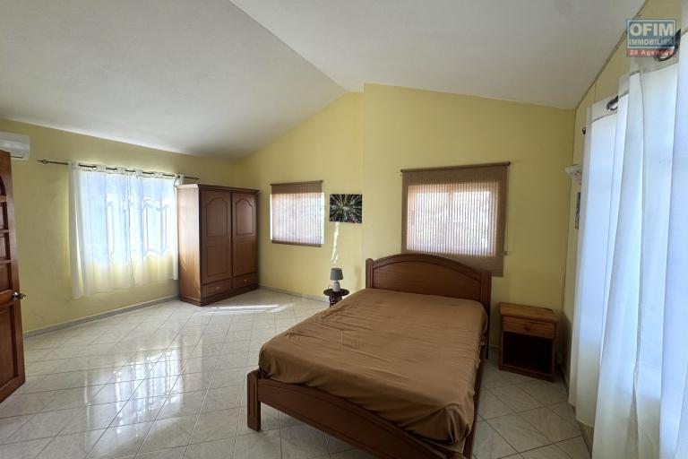 Flic-en-Flac Ile Maurice &ndash; Appartement 3 Chambres avec Garage et Vue Oc&eacute;an
