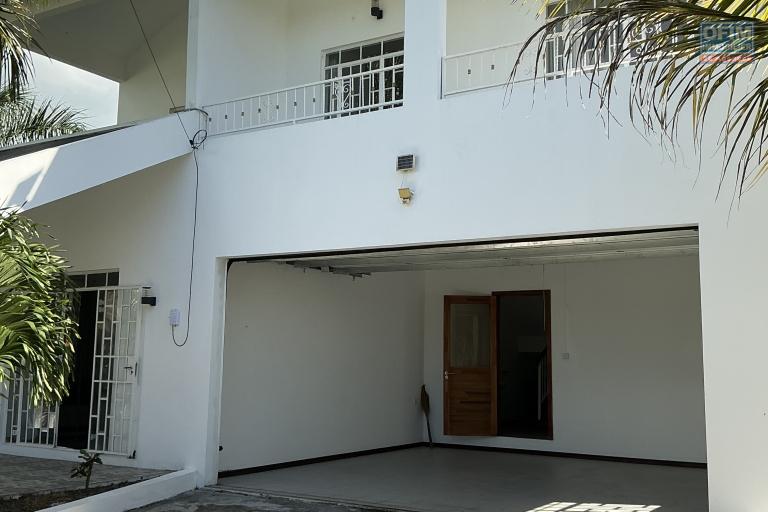 FOR RENT &ndash; Superb 5-Bedroom Family Villa in Pereyb&egrave;re