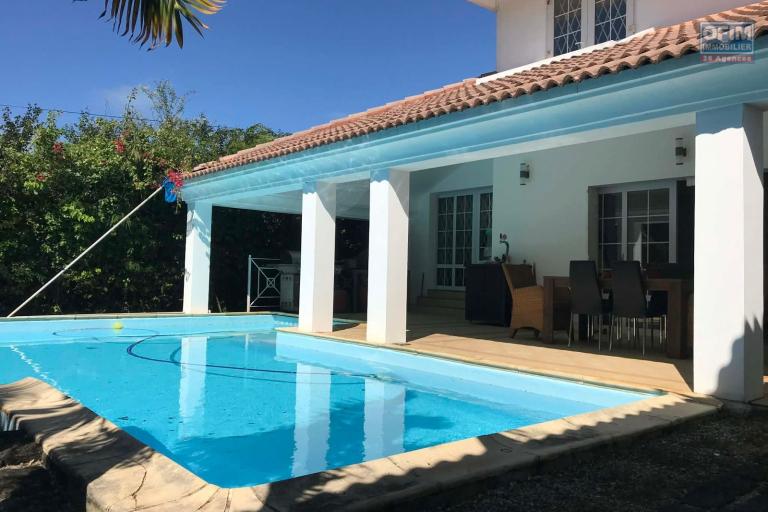 MELVILLE - Exceptional villa for rent with 4 bedrooms. – A haven of peace just steps from the beach