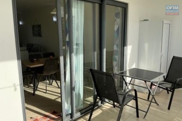 &Agrave; louer &ndash; Superbe appartement 3 chambres en suite avec piscine et jardin &agrave; Grand Baie