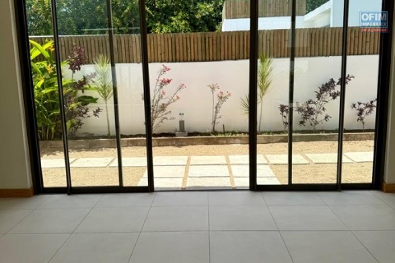 Villa F4 avec piscine Vivez dans le luxe et le confort proche centre commercial de la Croisette de Grand Baie dans un lotissement privé Bois Chandelle