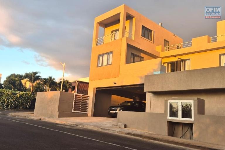 Flic en Flac, Mauritius – Superb recent 3-bedroom villa with swimming pool, double garage and sea view