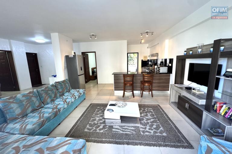 Flic en Flac, Île Maurice – Superbe Appartement Meublé à Vendre dans une Résidence Sécurisée avec Piscine – Accessible aux Acheteurs Étrangers