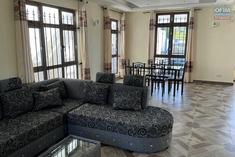 Villa familiale neuve de 4 chambres à Calodyne