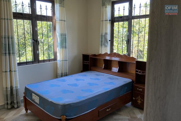 Villa familiale neuve de 4 chambres à Calodyne