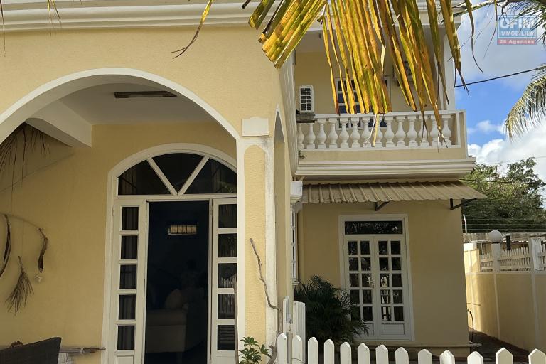 A LOUER a Pereybere, maison 3 chambres a coucher avec piscine, dans résidence sécurisée