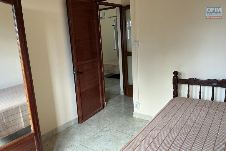 A LOUER à GRAND GAUBE Appartement 3 chambres avec jardin