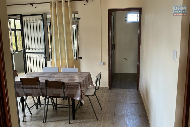 A LOUER &agrave; GRAND GAUBE Appartement 3 chambres avec jardin