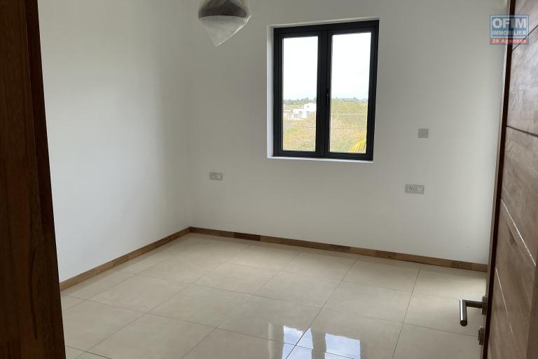 À vendre – Appartement neuf de 2 chambres en résidence sécurisée avec piscine à Grand Baie, île Maurice