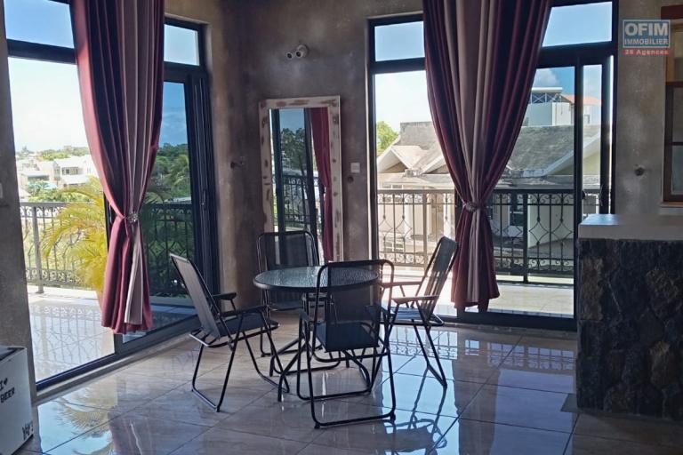 À LOUER – Grande villa atypique pleine de charme 3 à 4 chambres, Studio indépendant sur le rooftop