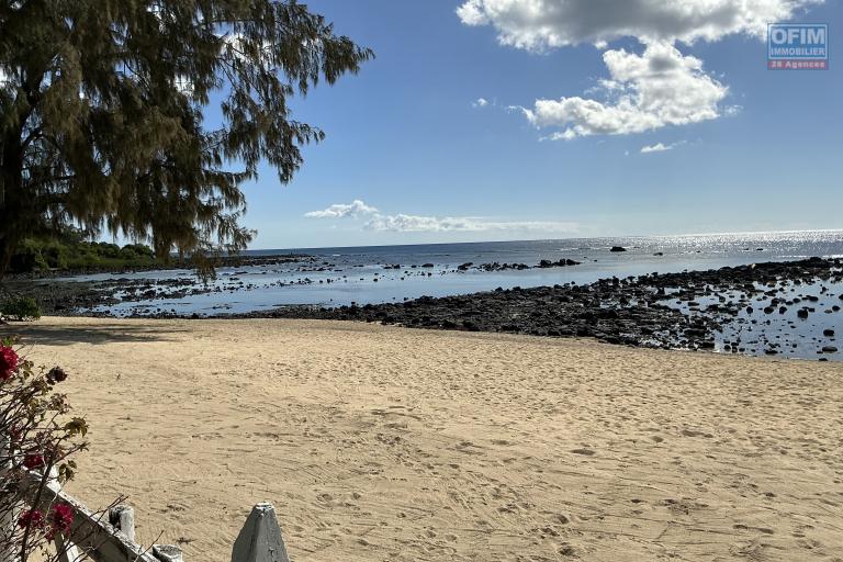 🌴 VILLA PIEDS DANS L’EAU À TROU AUX BICHES