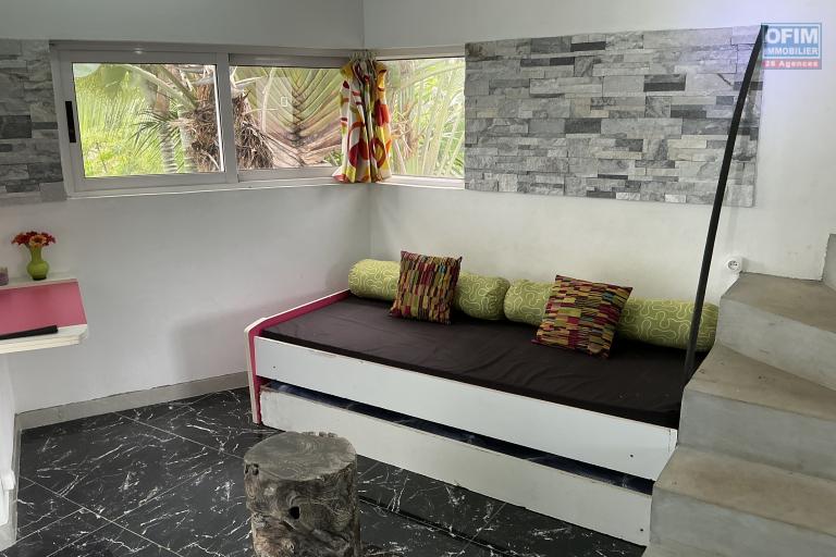 For Sale: RARE & UNIQUE PROPERTY IN VALE – 3 APARTMENTS, PANORAMIC ROOFTOP & GREAT POTENTIAL