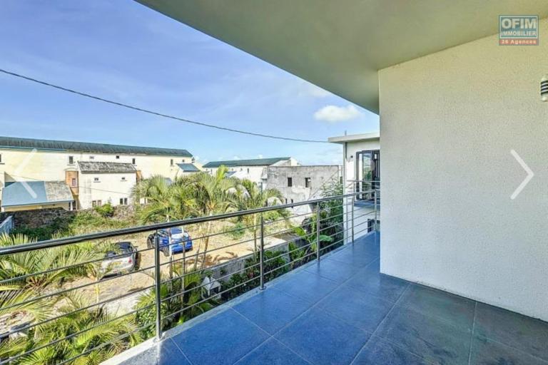 Villa contemporaine construite en 2023 à Grand Baie . Idéale pour une vie de famille ou un investissement locatif
