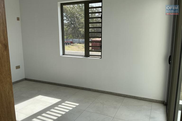 Villa Contemporaine 2026 de 270 m² sur 9.5 Perches | Rooftop Vue Montagne & Piscine Privée | Proche Balaclava & 7 km École du Nord